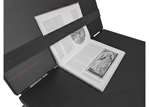 Рабочий стол с книжной колыбелью Рабочий стол с книжной колыбелью